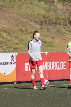 Bild 47 - wBJ Eimsbuettler TV - VfL Wolfsburg : Ergebnis: 1:3